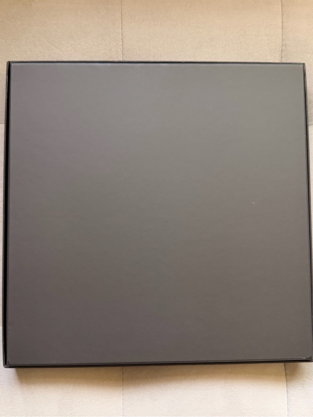 Chanel Box - flat square - Picture 3 of 3